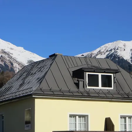 Haus Erika Frühstückspension 4*